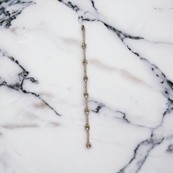 Hand crafted 18 carat white gold diamond and green amethyst bracelet - Picture 6 of 6